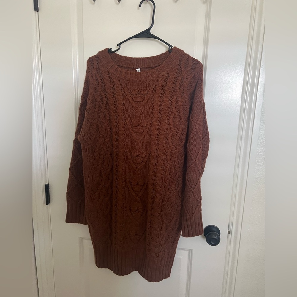 Long sleeve brown sweater